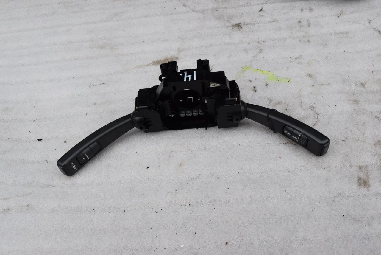 переключатель подрулевой (стрекоза) Volvo S40 2 поколение 2005, 1.8 л., i, B 4184 S11, бензин, МКПП, седан, 30710340 - фото №1