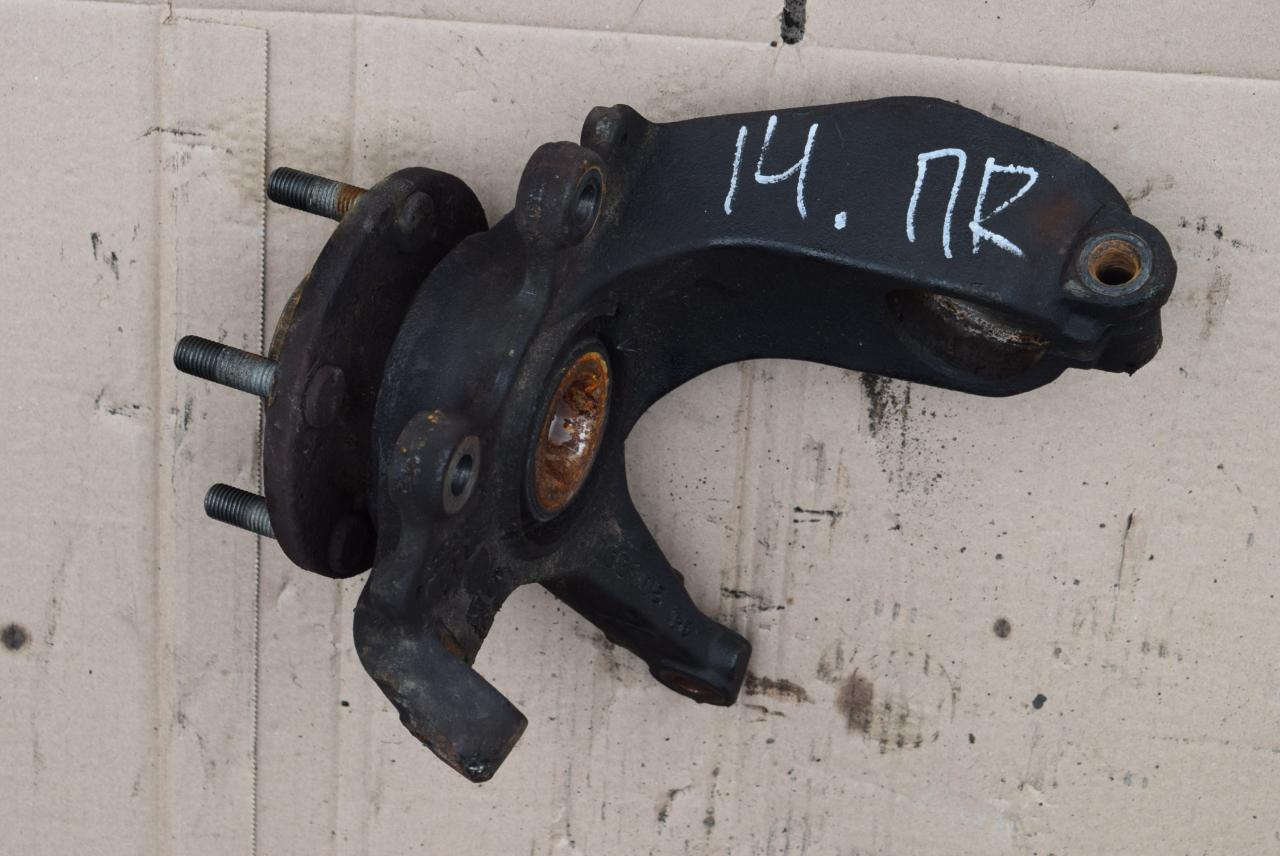 ступица передняя правая Volvo S40 2 поколение 2005, 1.8 л., i, B 4184 S11, бензин, МКПП, седан - фото №1