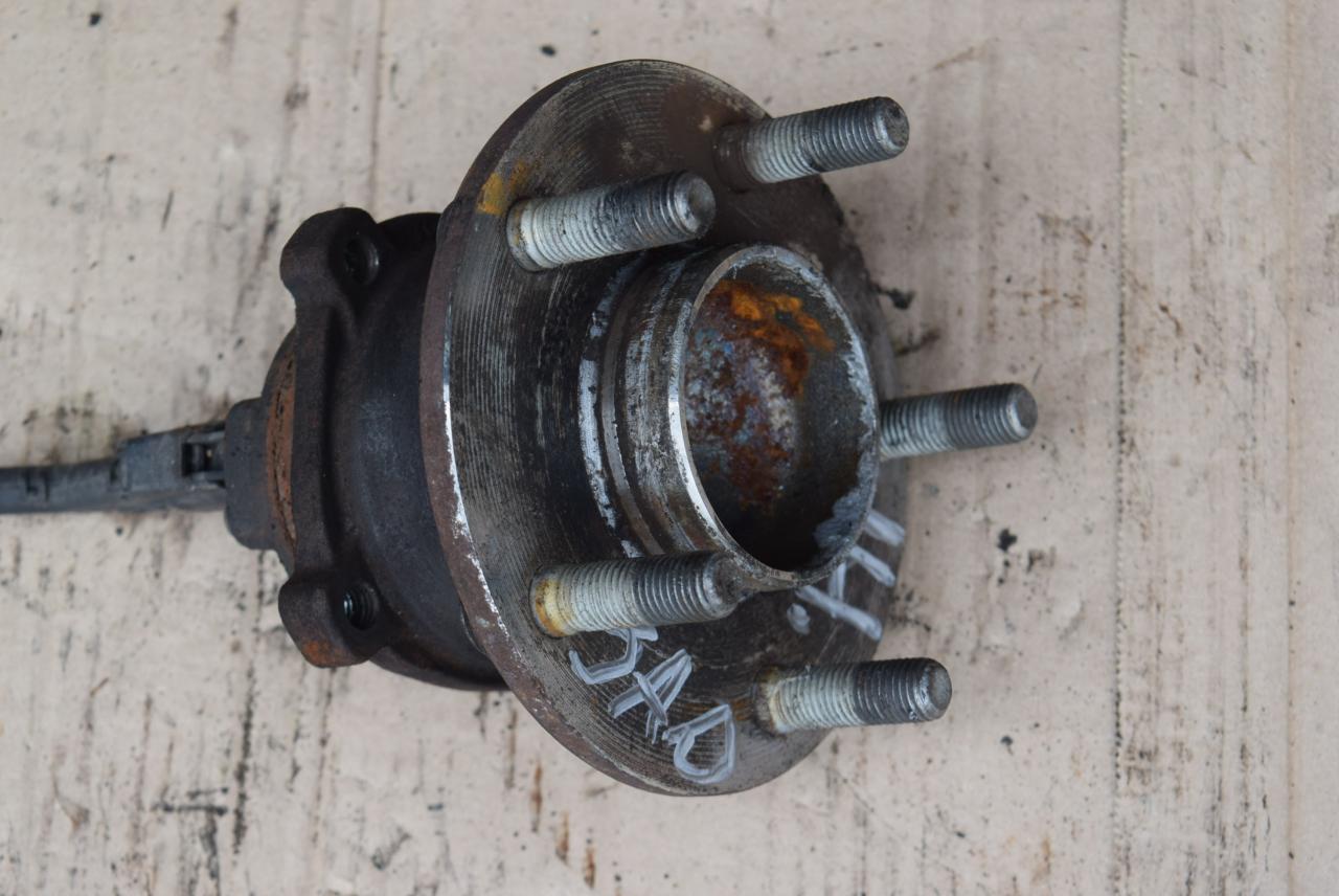 ступица задняя Volvo S40 2 поколение 2005, 1.8 л., i, B 4184 S11, бензин, МКПП, седан - фото №1