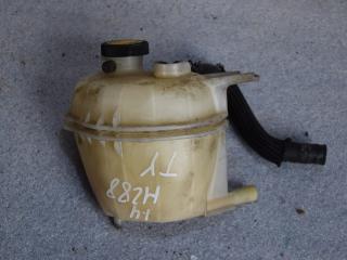 бачок расширительный Toyota Yaris XP9 [рестайлинг] 2010, 1.4 л., 1ND-TV, дизель, МКПП, хетчбэк 3 дв., 164800N030