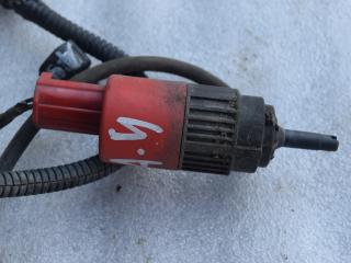 насос (моторчик) омывателя фар Volvo V40 1 поколение [2-й рестайлинг] 2003, 1.8 л., i, B 4184 S2, бензин, МКПП, универсал