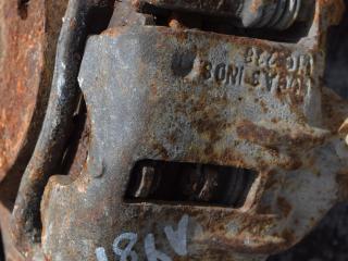 суппорт передний правый Skoda Felicia 1 поколение 1996, 1.9 л., дизель, МКПП