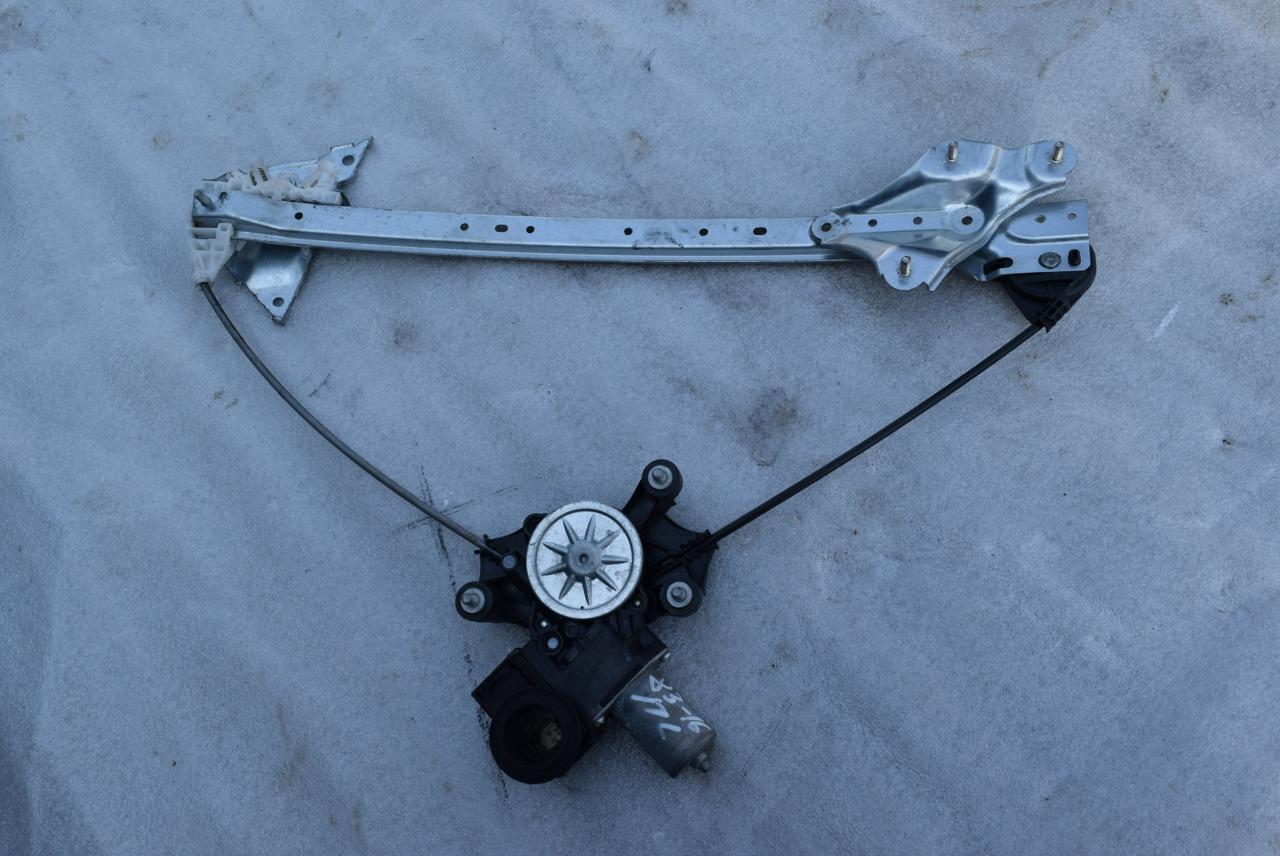 стеклоподъемник передний левый Toyota RAV4 5 поколение (XA50) 2020, 2.5 л., гибрид, АКПП, 8572042130 - фото №1