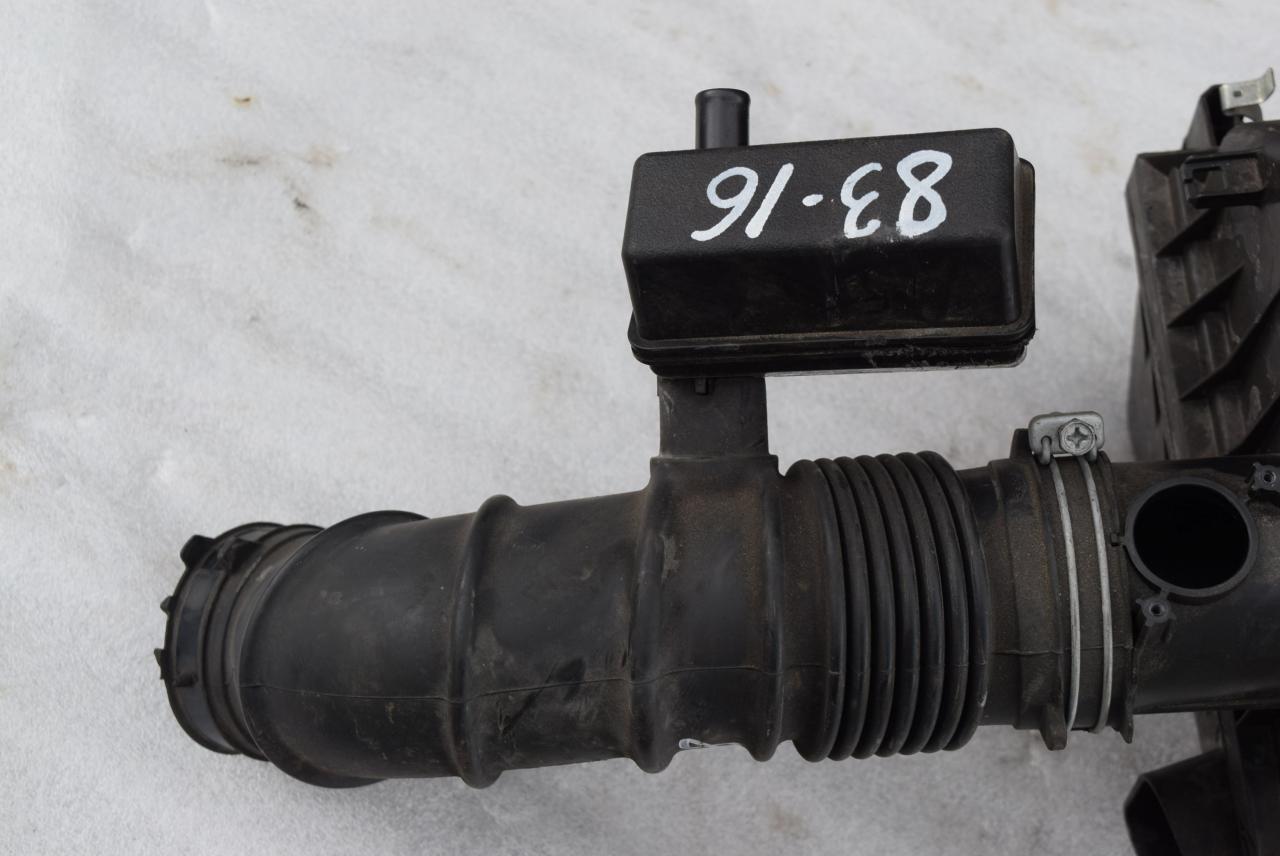 патрубок воздушного фильтра Toyota RAV4 5 поколение (XA50) 2020, 2.5 л., гибрид, АКПП, 1788125050, 1789325070 - фото №1