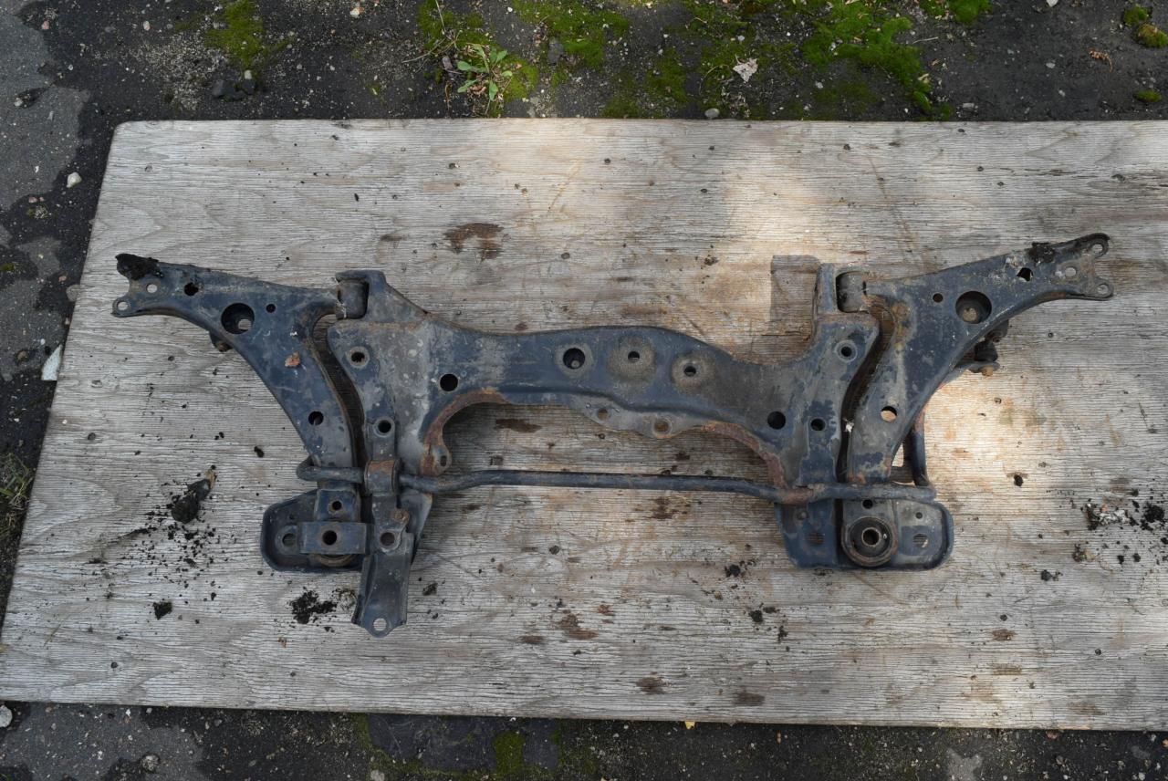 стабилизатор подвески передний Toyota Corolla 8 поколение (E110) 1999, 1.6 л., бензин, МКПП - фото №1