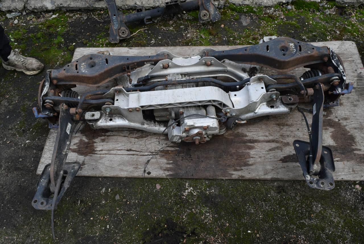 редуктор заднего моста Volkswagen Golf 5 поколение 2006, 2.0 л., дизель, хетчбэк 5 дв., полный подключаемый привод, 0AV525554C, 0AV525010A, 1K0907554A, 5WP2222201 - фото №1