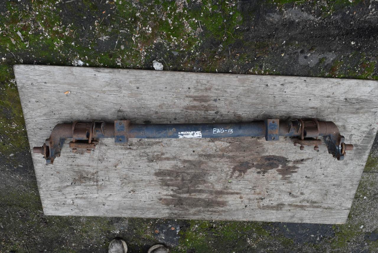 балка подвески задняя Volkswagen Caddy 3 поколение 2006, 1.9 л., дизель - фото №1