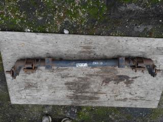 балка подвески задняя Volkswagen Caddy 3 поколение 2006, 1.9 л., дизель