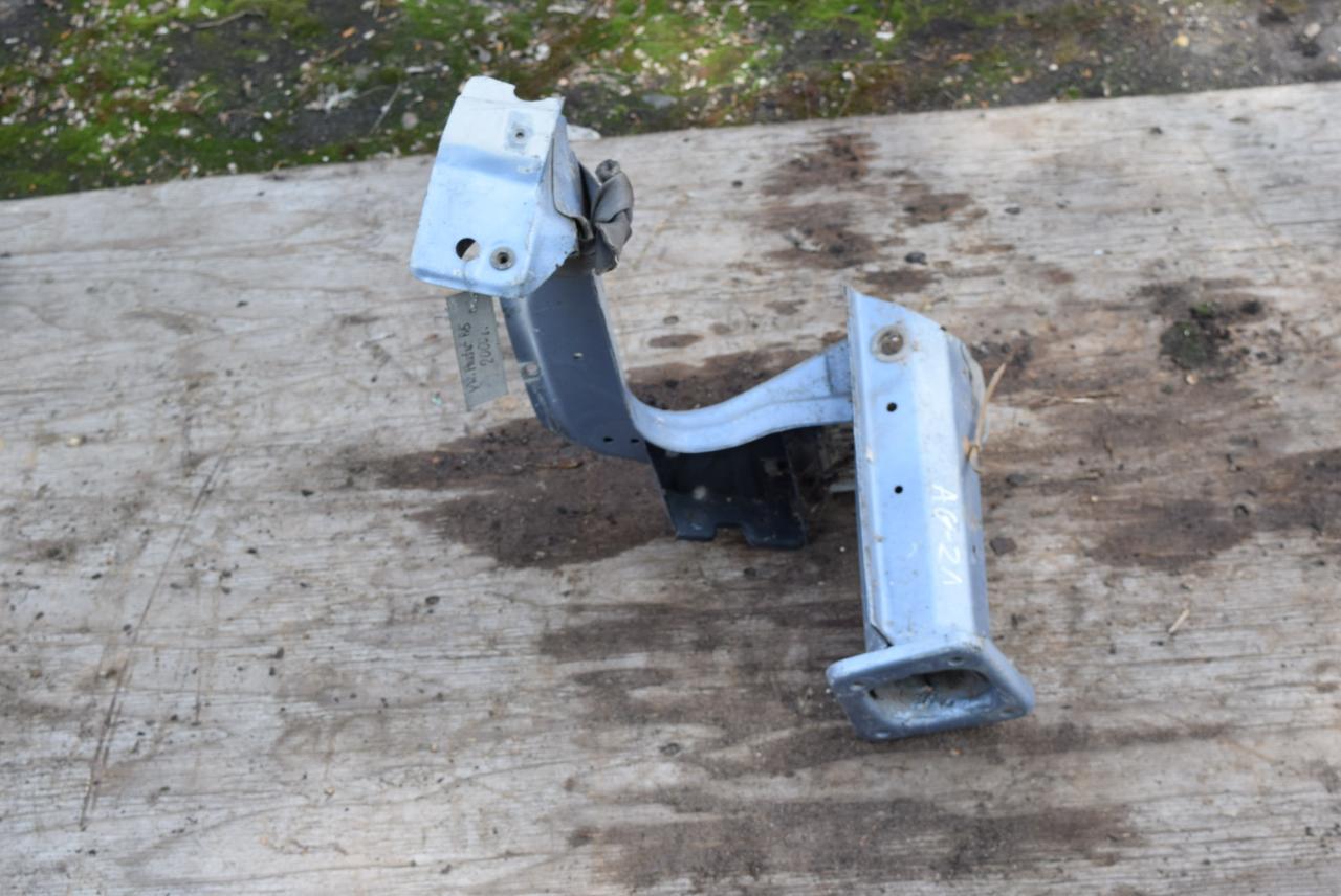 лонжерон правый Volkswagen Passat B5 2000, 1.9 л., дизель - фото №1