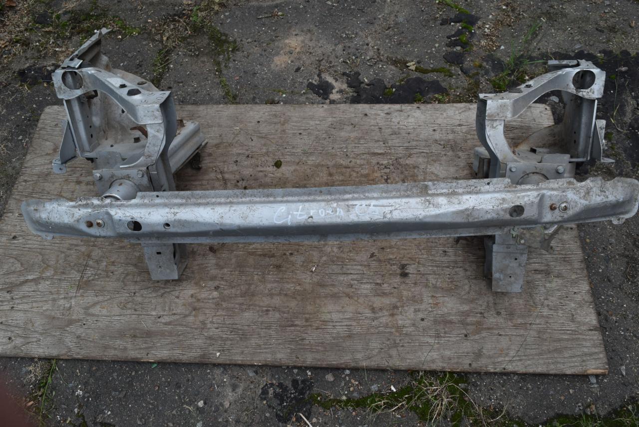 усилитель бампера переднего Citroen C5 1 поколение 2003, 1.8 л., бензин - фото №1