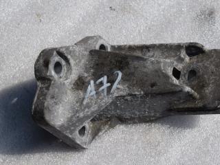 кронштейн двигателя Volvo S80 1 поколение 2000, 2.0 л., B 5204 T, бензин, МКПП, седан, передний привод, 9445231