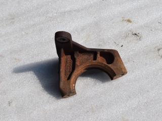 кронштейн полуоси Volvo S80 1 поколение 2000, 2.0 л., B 5204 T, бензин, МКПП, седан, передний привод, 9143485