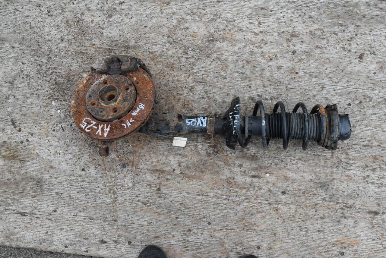 амортизатор передний левый Volkswagen Polo 3 поколение 1999, 1.4 л., бензин, хетчбэк 5 дв., 6NO413031M - фото №1