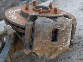 суппорт передний левый Nissan Primera P12 2002, 2.2 л., дизель, седан