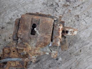 суппорт передний левый Toyota Carina E 1 поколение 1997, 1.6 л., бензин