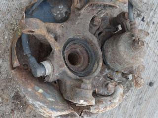 ступица передняя левая Nissan Almera N15 1996, 1.4 л., бензин