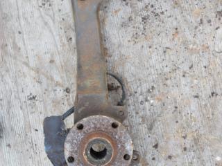 ступица передняя левая Audi A4 B5 1995, 2.6 л., ABC, бензин, седан