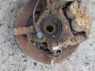 ступица передняя левая Subaru Legacy 2 поколение 1997, 2.5 л., бензин, АКПП, универсал