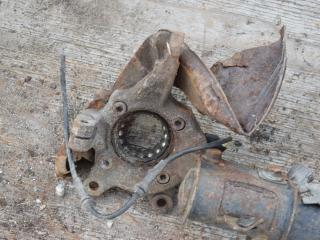 кулак поворотный левый Saab 9000 1 поколение [рестайлинг] 1994, 2.3 л., бензин