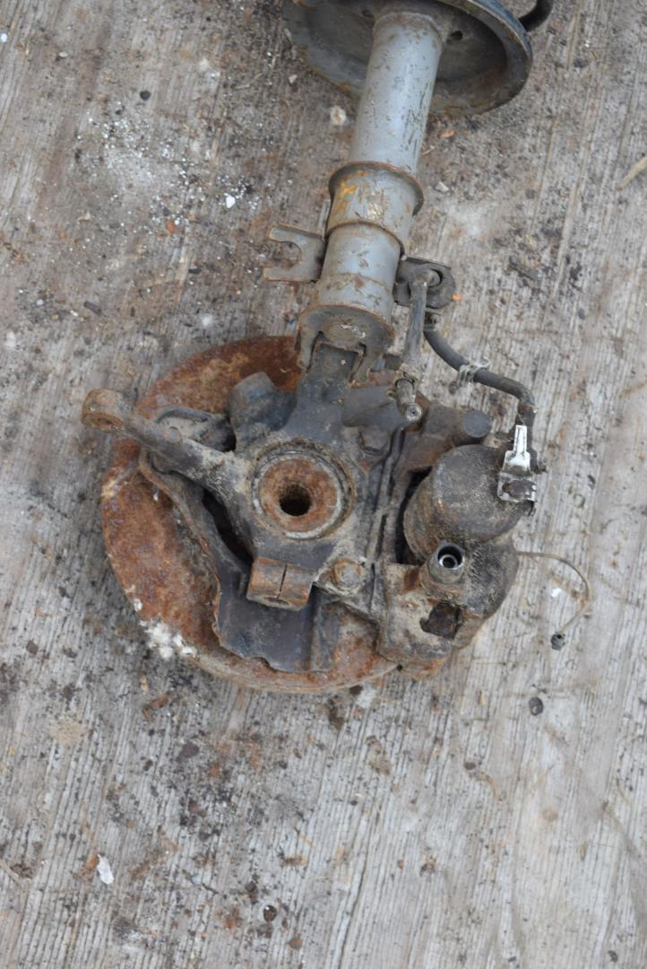 ступица передняя левая Fiat Bravo 1 поколение 1996, 1.4 л., бензин - фото №1