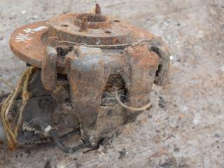 суппорт передний левый Fiat Bravo 1 поколение 1996, 1.4 л., бензин