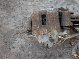 суппорт передний правый Hyundai Accent 3 поколение (MC) 2007, 1.5 л., дизель