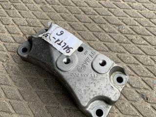 подушка крепления КПП Volkswagen Passat B8 2015, 2.0 л., DBGA, дизель, седан, 3Q0199117