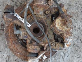 ступица передняя левая Toyota Corolla 8 поколение (E110) [рестайлинг] 2001, 1.8 л., бензин, хетчбэк 5 дв.