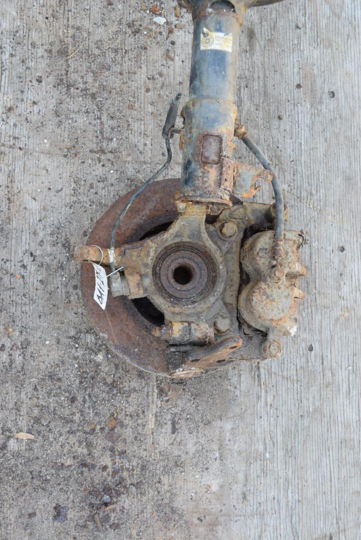 ступица передняя левая Hyundai Trajet 1 поколение 2001, 2.0 л., бензин - фото №1