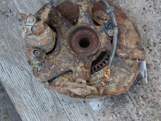 ступица передняя правая Volkswagen Polo 3 поколение 1995, 1.0 л., бензин