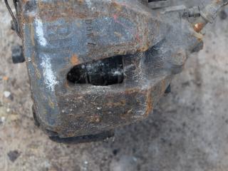 суппорт передний правый Ford C-Max 1 поколение 2003, 1.6 л., дизель, МКПП