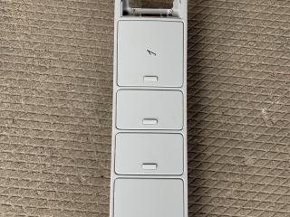 бардачок Volkswagen Tiguan 1 поколение [рестайлинг] 2013, 1.4 л., CAVD, бензин, внедорожник 5 дв., 5M0868403