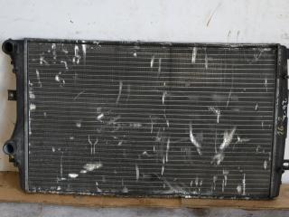 радиатор (основной) Volkswagen Passat B6 2006, 1.9 л., BKC, дизель, МКПП, седан, правый руль, 1K0121253AA