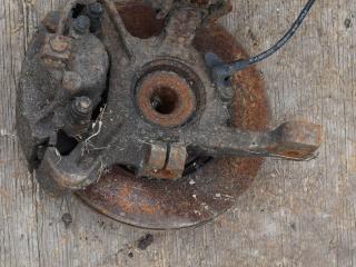 ступица передняя правая Chrysler Neon 2 поколение 2000, 2.0 л., бензин, седан