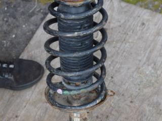 амортизатор передний Volkswagen Polo 3 поколение 1995, 1.0 л., бензин, 6N0413031J