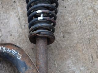 амортизатор передний Nissan Primera P11 1997, 1.8 л., бензин