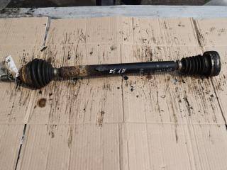 полуось передняя правая (приводной вал, ШРУС) Volkswagen Polo 3 поколение 1995, 1.0 л., бензин