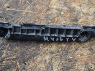 Крепление бампера переднего Toyota Yaris XP9 2007, 1.4 л., 1ND-TV, дизель, МКПП, хетчбэк 5 дв., 525360D030