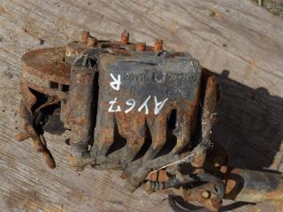 суппорт передний правый Toyota Camry V40 [рестайлинг] 1997, 2.2 л., бензин