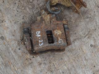 суппорт передний левый Nissan Micra 2 поколение (K11) 2000, 1.0 л., бензин