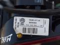 фонарь крышки багажника левый Volkswagen Golf 6 поколение 2010, 1.4 л., TSI, CAXA, бензин, МКПП, хетчбэк 5 дв., правый руль, 5K0945093J - фото №3