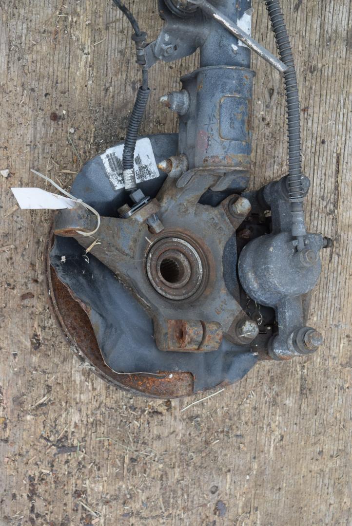 ступица передняя левая Kia Picanto 1 поколение 2004, 1.1 л., бензин, АКПП - фото №1