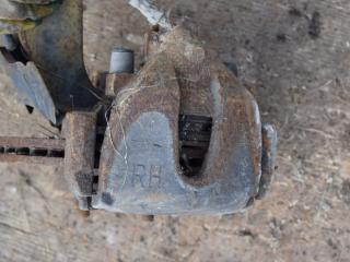 суппорт передний правый Ford Focus 2 поколение 2006, 1.6 л., дизель, МКПП, универсал