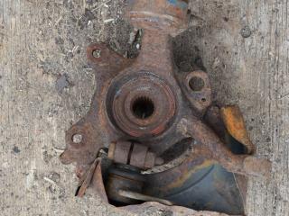 ступица передняя правая Volkswagen Golf 3 поколение 1994