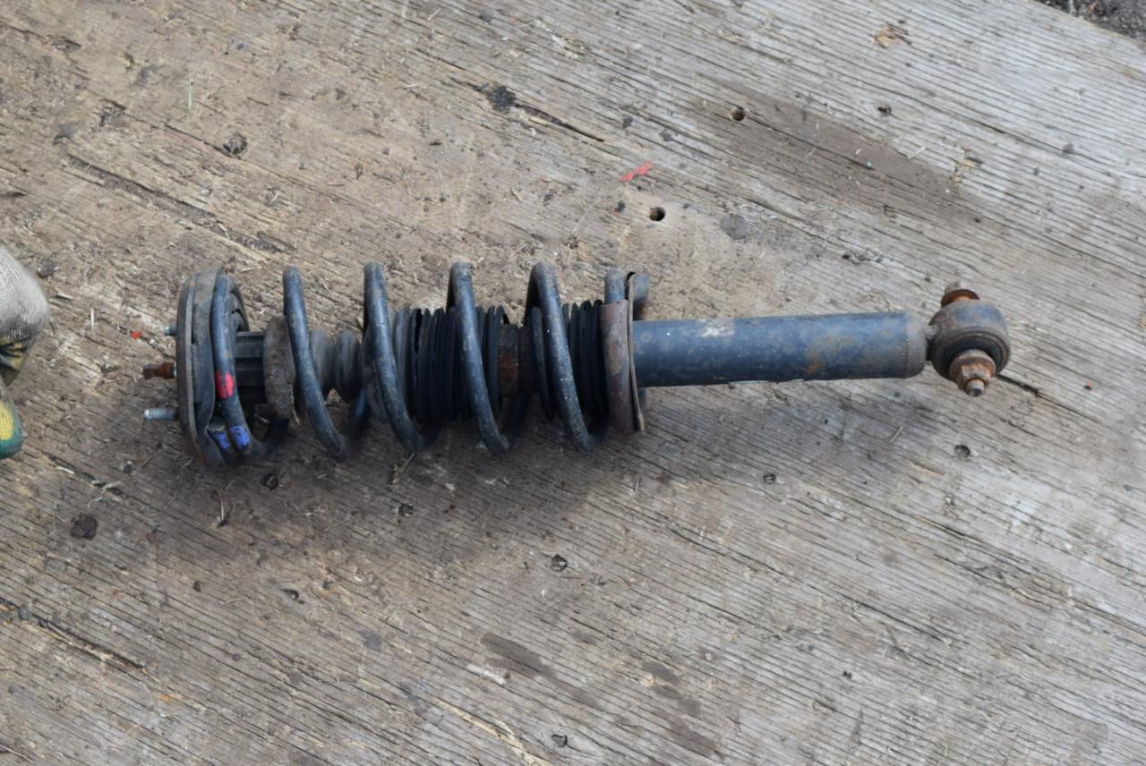 амортизатор задний Nissan Almera N15 1996, 1.6 л., бензин, 562102N310 - фото №1