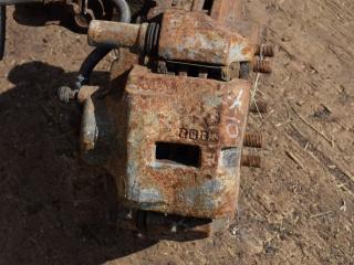 суппорт передний левый Mazda Xedos 6 1 поколение 1998, 2.0 л., бензин