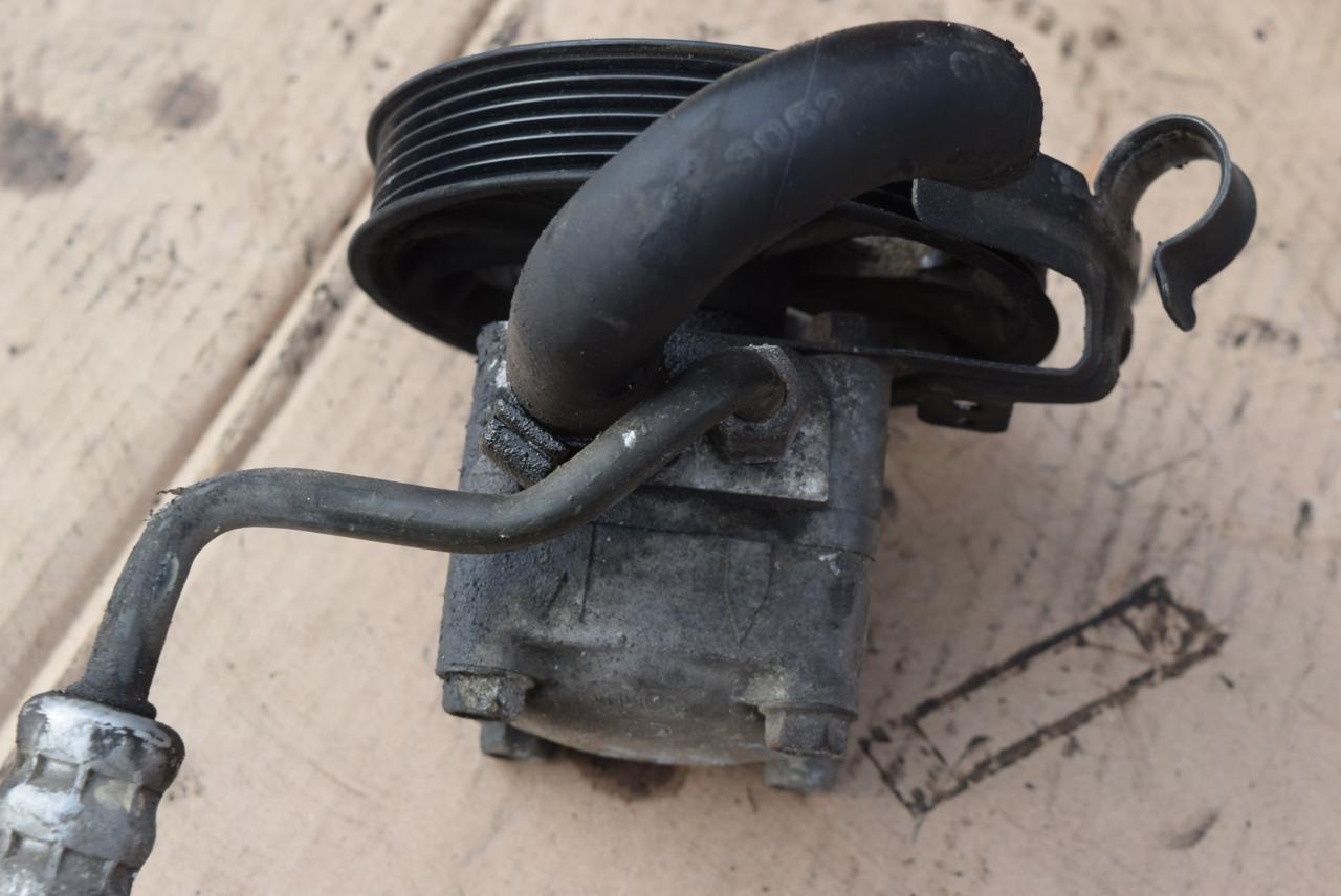 насос гидроусилителя руля Volvo V70 1 поколение 2000, 2.4 л., i, B 5244 S2, бензин, МКПП, седан, 9485861 - фото №1