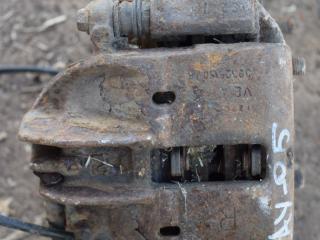 суппорт передний правый Mitsubishi Space Star 1 поколение [рестайлинг] 2003, 1.8 л., GDi, бензин