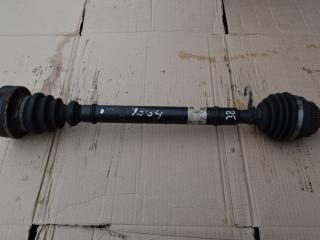 полуось передняя правая (приводной вал, ШРУС) Audi A4 B5 1998, 2.4 л., бензин