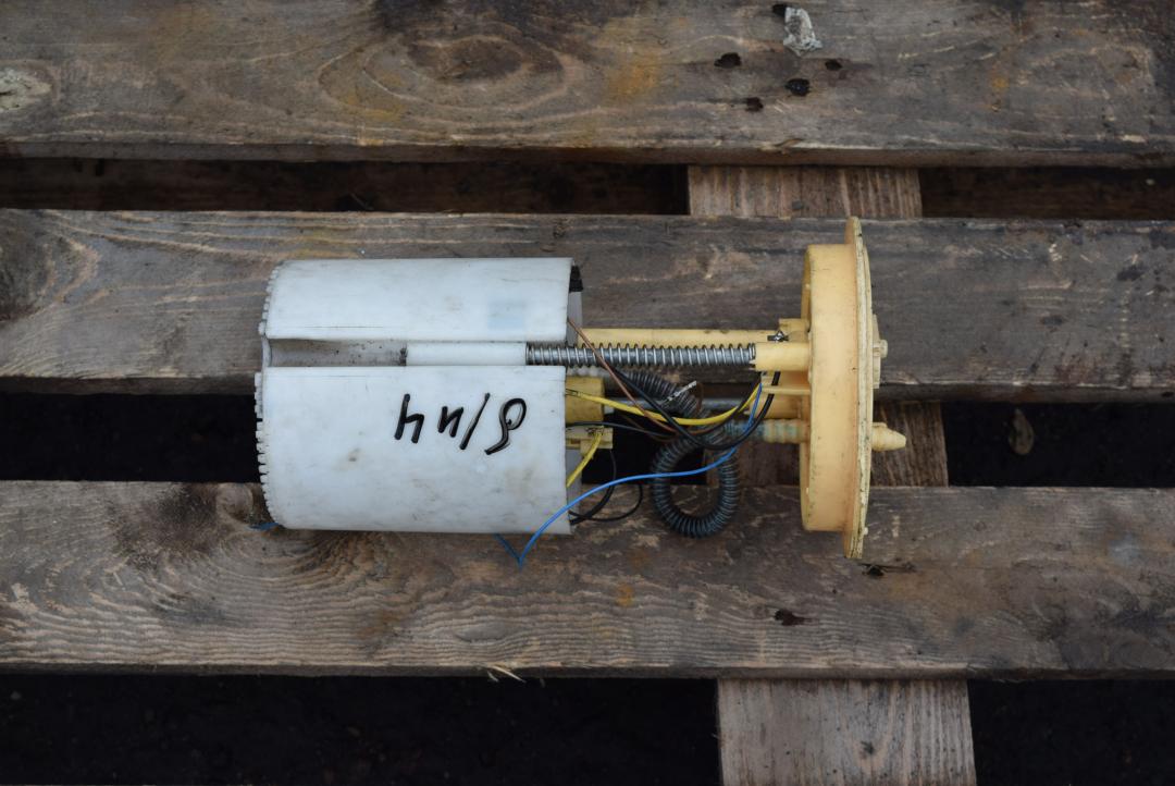 насос топливный Volkswagen Passat B6 2009, 2.0 л., CBAA, дизель, АКПП, седан, правый руль, 3C0919050Q - фото №1